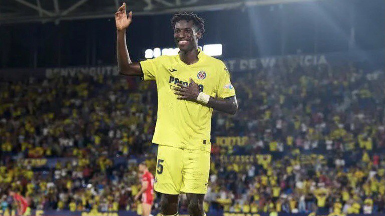 Chelsea tracking young forward from Villareal